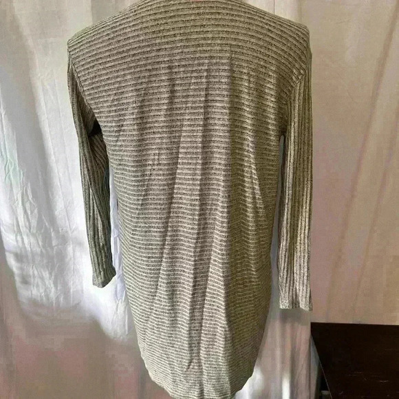 Banana Republic Grey Open Front Long Cardigan. Grey. Size XS. Long Sleeve. - Picture 5 of 8